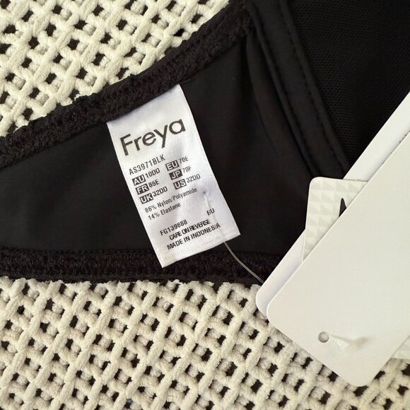 Freya Sundance Bikini Top - Black size 32DD NWT - Picture 7 of 7